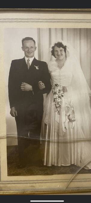 ANNIVERSARY: Laurie and Norma Hannett are celebrating their 70th wedding anniversary. Picture: CONTRIBUTED