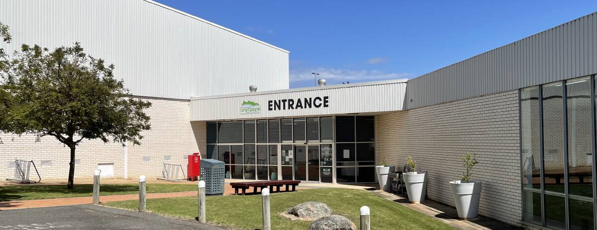 DOUBLE DOSE: Users of the Stawell Sports and Aquatic Centre will need to have received a double dose of a COVID vaccine to use the facility from Thursday 21 October at 11.59pm. Picture: TALLIS MILES