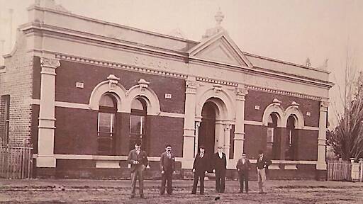 SKENE STREET: This building, still in existence, in Skene Street Stawell, was constructed in 1890. Picture: CONTRIBUTED