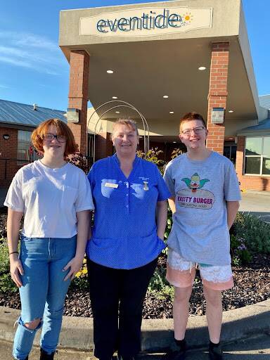 VACCINATED: Mackenna Thompson with her mum, enrolled nurse, Tammy Erwin and brother Brandon Thompson. Picture: CONTRIBUTED