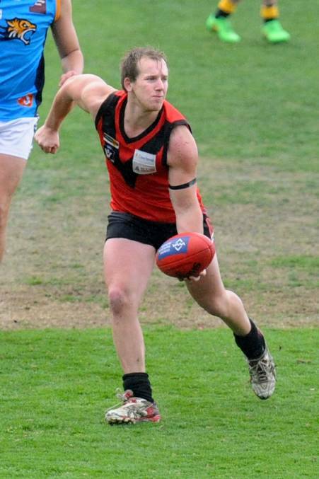 DELIVER: Stawell Warriors' leader and assistant coach Cam Kimber. Picture: Samantha Camarri