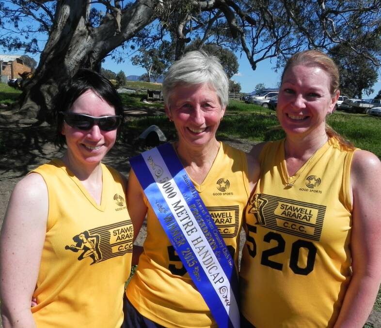 Histororic result: Rhonda Rice, Julie Hurtz and Sue Blizzard celebrate a historical  female white wash with the Stawell and Ararat Cross Country.