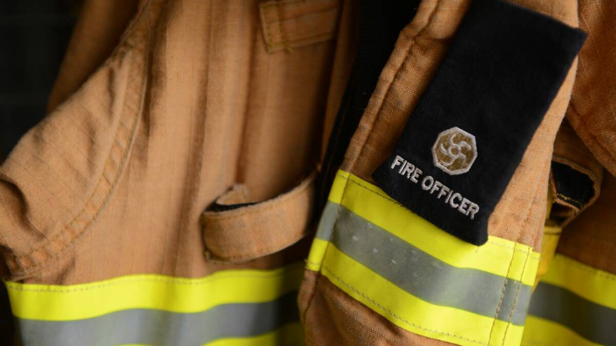 Officers investigating Stawell fire