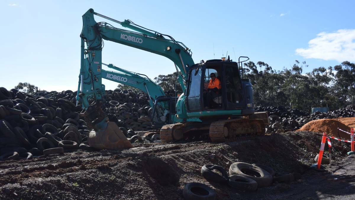 An excavator at the Stawell Tyre Yard site. Photo: Rex Martinich 