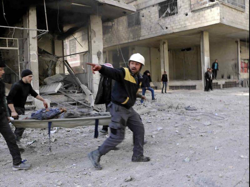 Intense Syrian government shelling saw dozens killed and injured in Damascus.