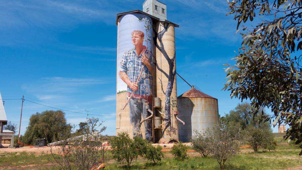 ON TRACK: The completed silo painting at Patchewollock. Picture: Hamish Kirkpatrick.