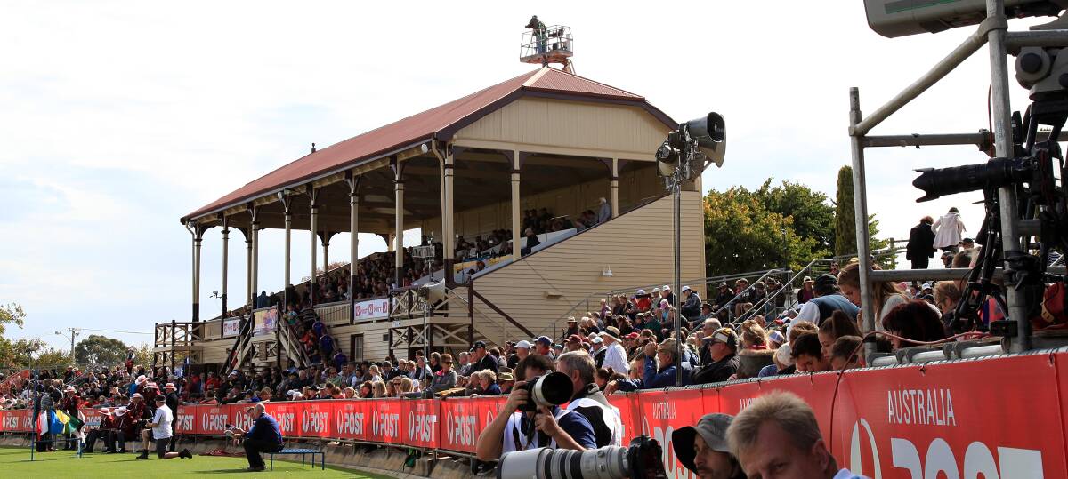 Stawell Athletic Club officials have confirmed record crowd at the iconic Stawell Gift, throughout the Easter weekend.