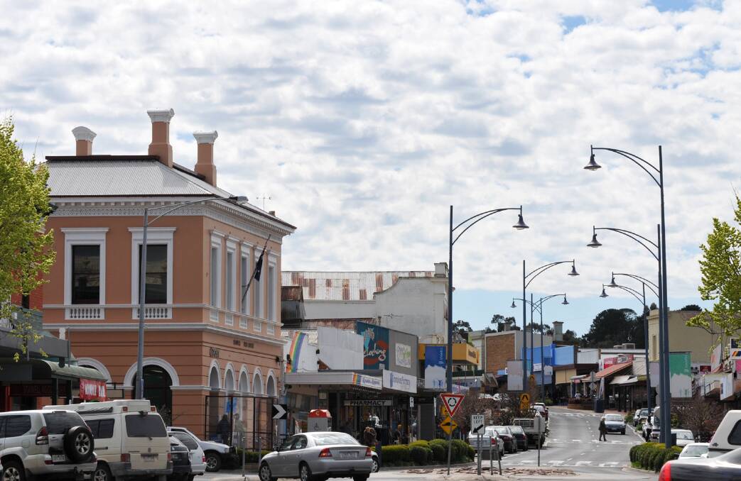 Small businesses in the Stawell area will be able to access relevant, reliable and affordable information on winning government business thanks to a Winning Government Business workshop to be held at the Northern Grampians Shire Council, Town Hall, Main Street, Stawell on Wednesday.