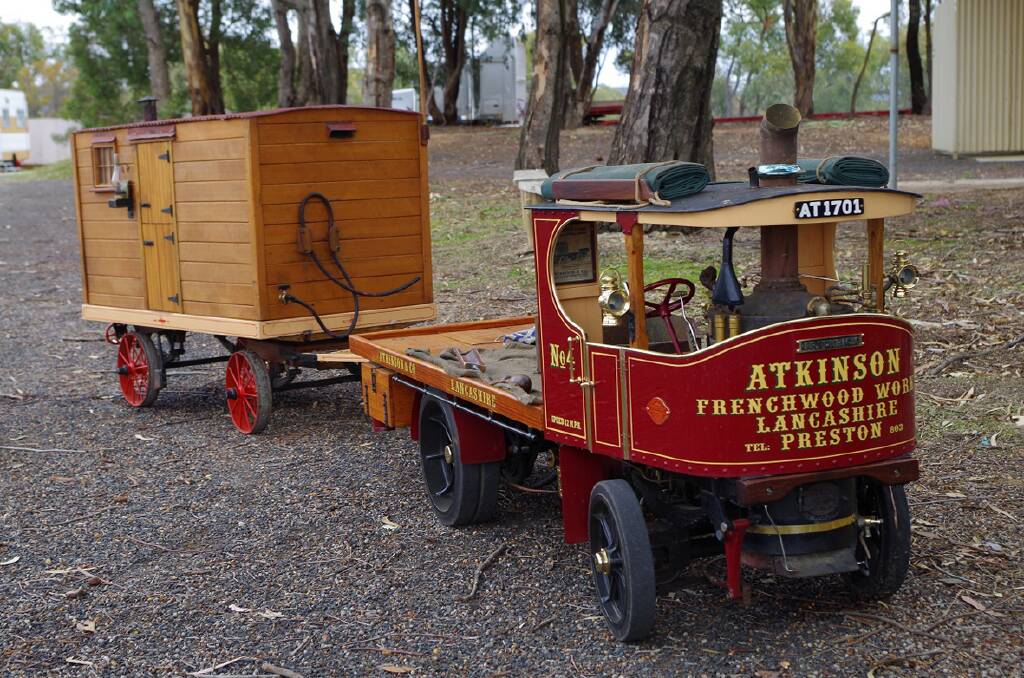 A quarter scale working steam truck and trailer was on display at the Stawell Collectors, Restorers and Hobby Show at Easter. 