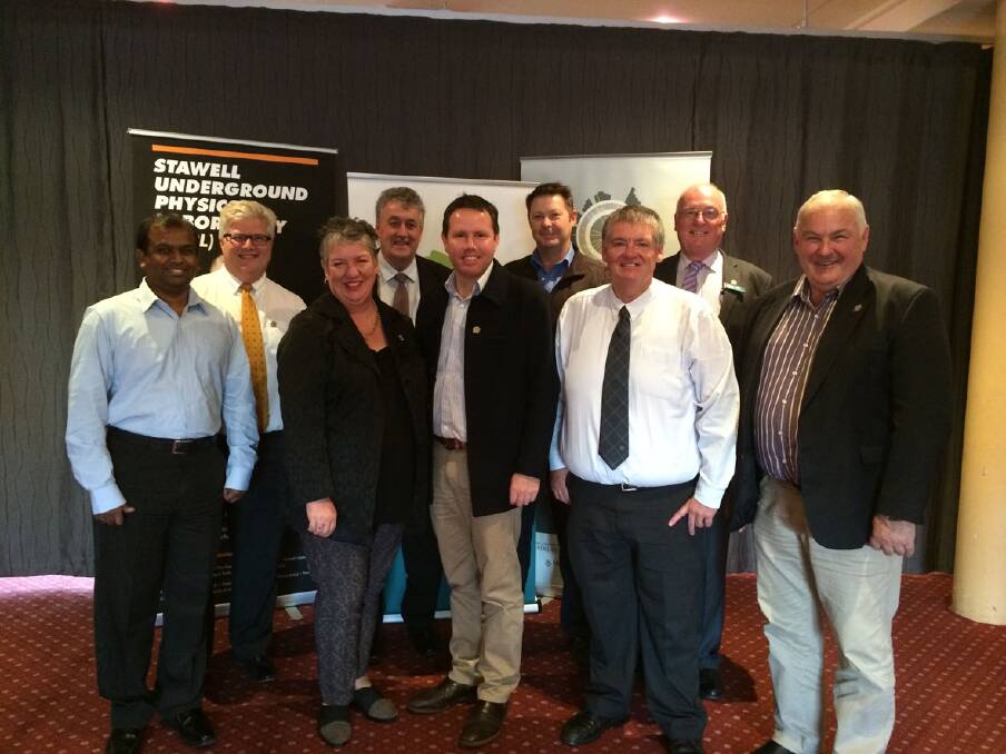 L-R: Sanjay Manivasagasivam (NGSC Director Infrastructure and Environment), Vaughan Williams (NGSC Director Corporate Services), Justine Linley (NGSC Chief Executive Offi cer), Mayor Cr Murray Emerson, Federal Member for Mallee Andrew Broad, Stawell Gold Mine General Manager Troy Cole, Greg Little (NGSC Acting Director Economic and Community), Cr Wayne Rice, and Cr Kevin Erwin.