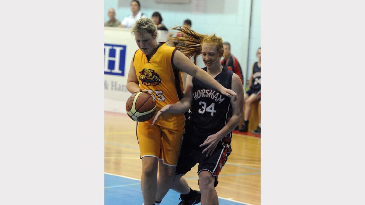 Stawell Lady WIldcats player Grace Bibby in action this season.