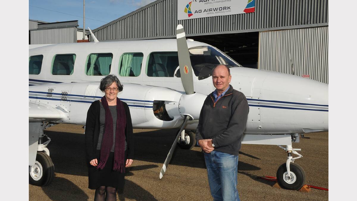 Fiona McKenzie from the Department of Transport, Planning and Local Infrastructure, is pictured at the Stawell Airport speaking with Rob Boschen of AGA Services about Fly In-Fly Out.