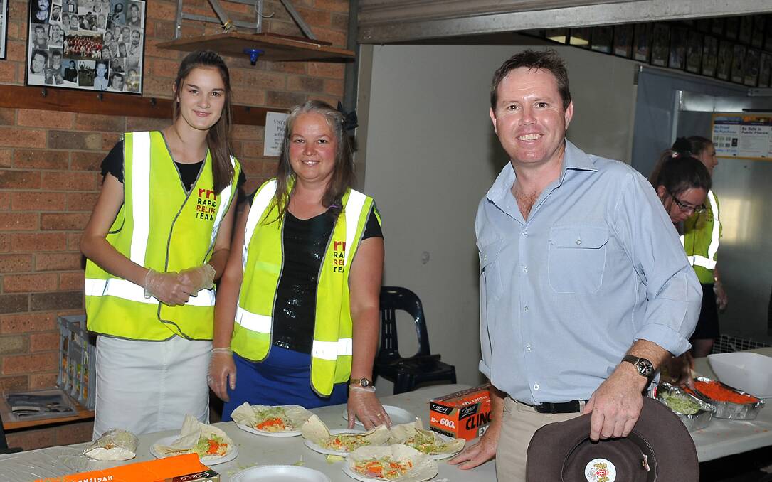 Federal member for Mallee Andrew Broad with Rapid Relief team volunteers Kristy Grace and Marion Barker.