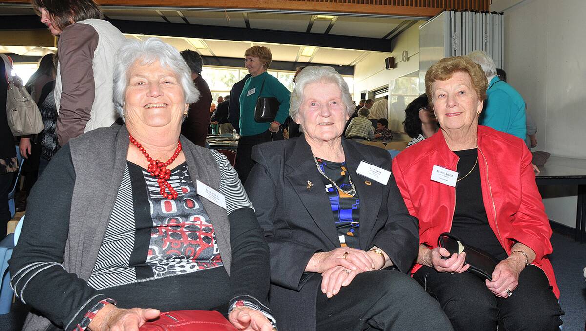 L-R Helene Greenberger, Lorrraine Matthews and Margaret Cox reflected on their days at the Stawell High School.  