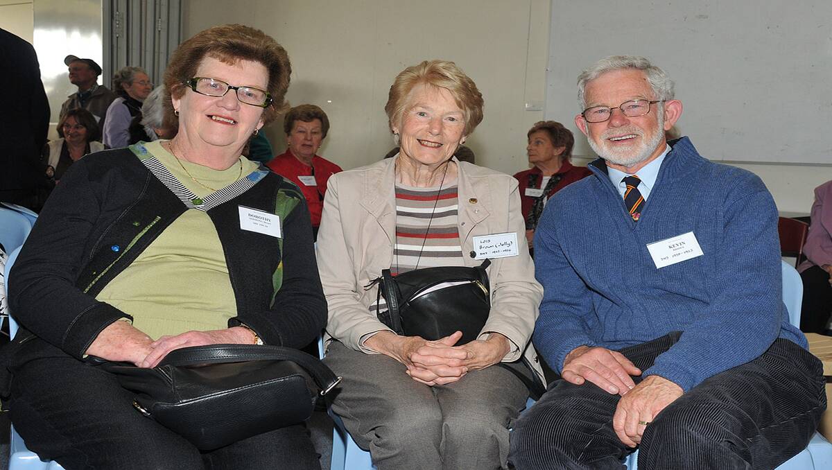 Former Stawell High School students L-R Dorothy Simmons, Lois Brown and Keith Brown sit down for a chat at the reunion. 