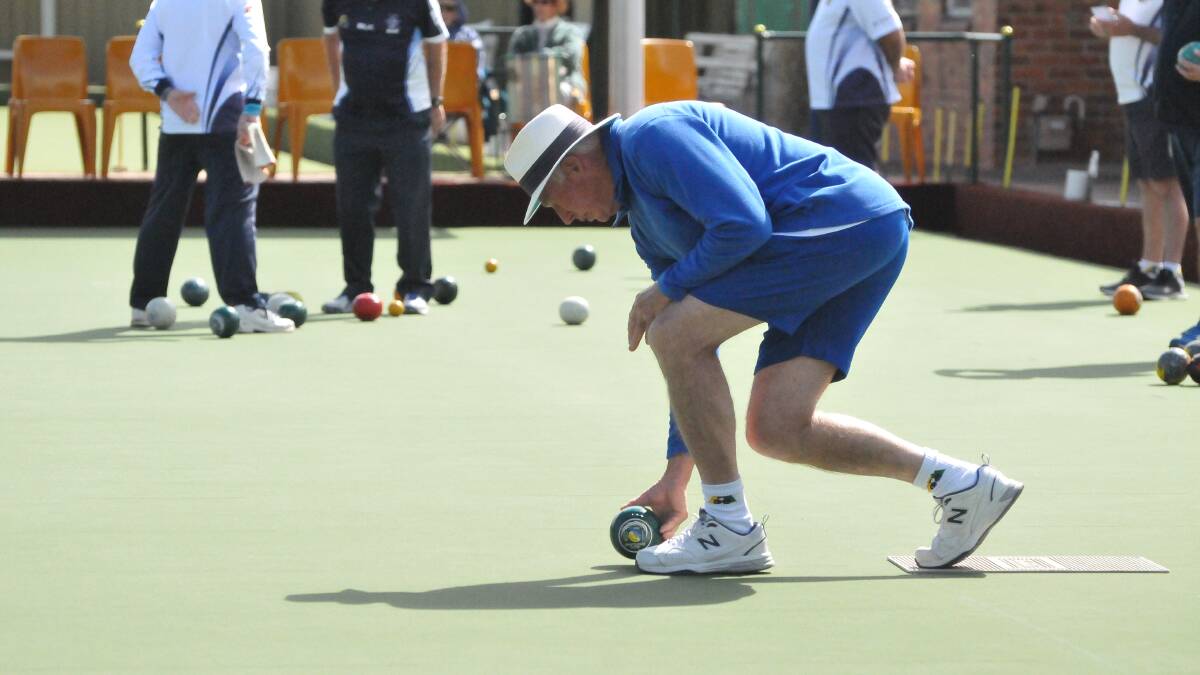 GRAND FINAL FEVER: Ararat narrowly defeated Stawell Golf in the Division One grand final, while Stawell won a similarly close-fought Division Two grand final against Stawell Golf. Pictures: KLAUS NANNESTAD