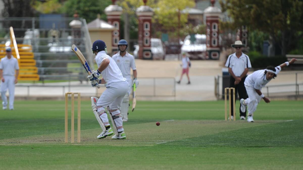 PARTNERSHIP: Swifts-Great Western's Jesse Eckel (65) faces Youth Club's Koby Stewart. Picture: TALLIS MILES