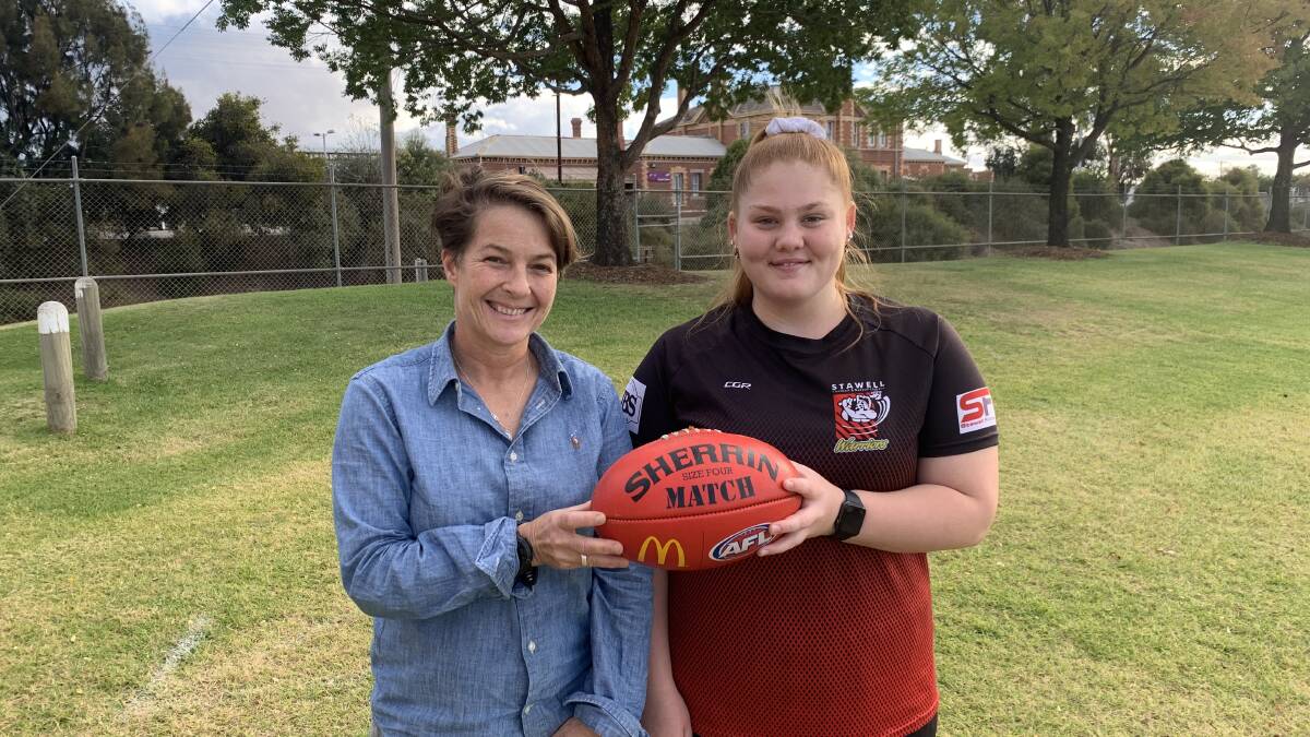 READY: Stawell Warriors under-18 girls coach Melissa Bibby (left) and Allissa Peachey are getting prepared for their first match of 2021. Picture: TALLIS MILES 