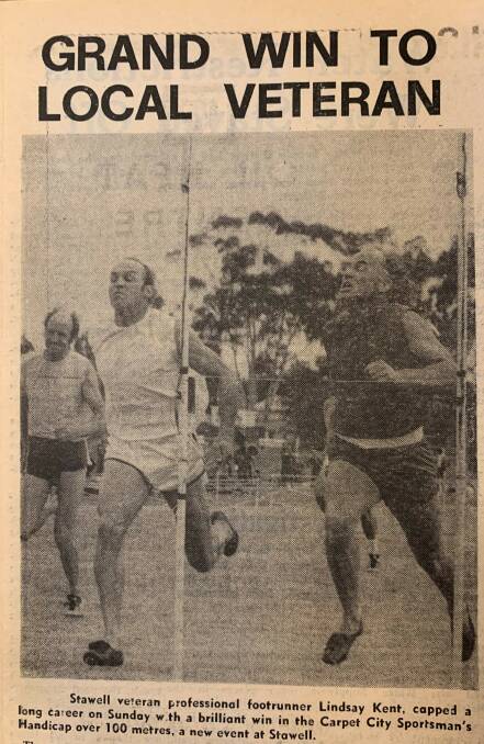 STAWELL WINNER: Stawell resident Lindsey Kent finished his running career with a win at the Stawell Gift in the Sportsman's Handicap run. Picture: STAWELL HISTORICAL SOCIETY