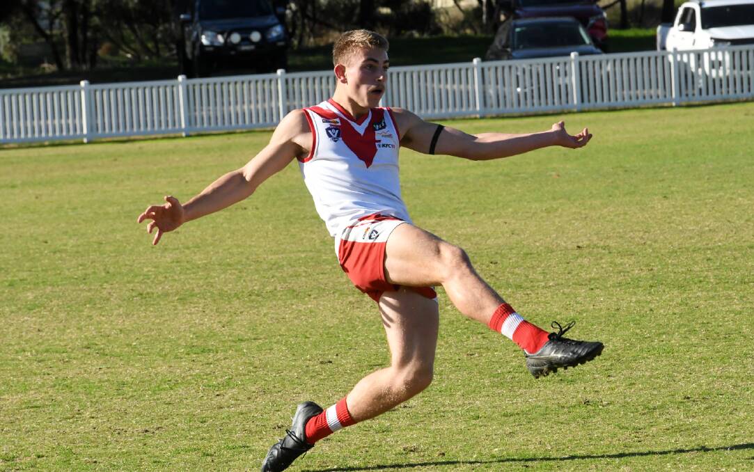 Sonny Kettle sends the Ararat down the wing in its round eight WFNL match at Coughlin Park. Picture by Lucas Holmes