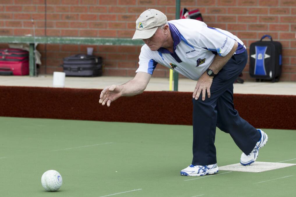 ROLLING DOWN THE RINK: VRI bowler Richard Schwab bowls down the new green at Ararat Bowls Club in round one. Picture: PETER PICKERING