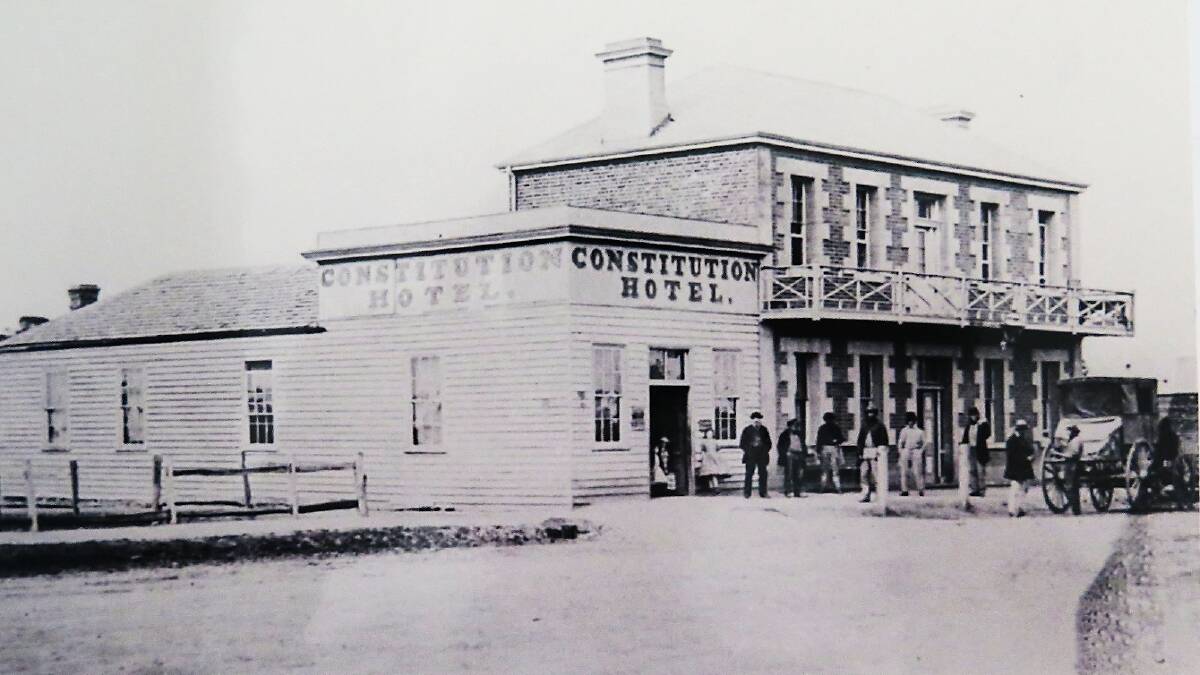 Constitution Hotel destroyed by fire | Digging up the past