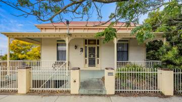 Central, historical and unique two level home in Ararat