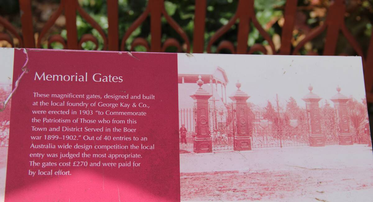 Stawell's Central Park gates to undergo restoration