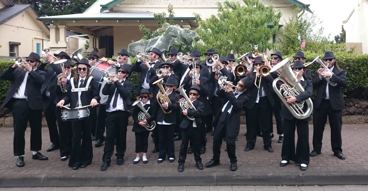 Ararat City Band adopts a Blues Brothers theme for the 2015 Christmas parade.