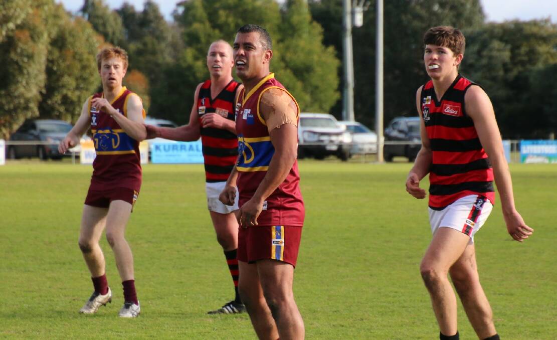 Daniel Kerr (middle, front) playing with Glenthompson-Dunkeld in the Mininera and District football league in 2017. Picture: TRACEY KRUGER