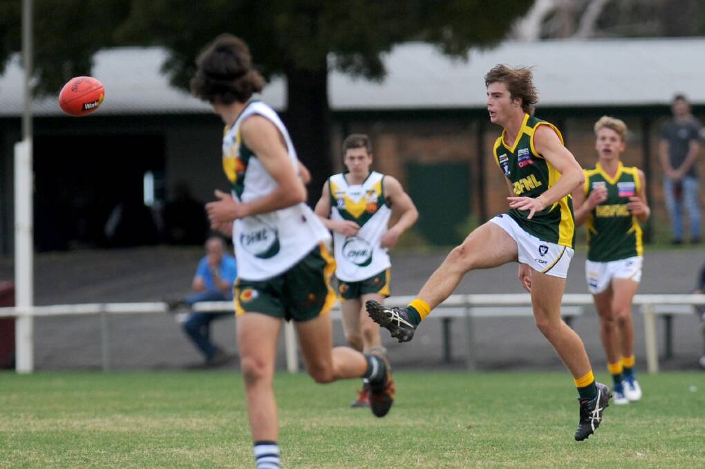 HIGHER STANDARD: Zane Batson playing for the Horsham District Football Netball League last season against the Colac and District Football League. Batson has again been named in the interleague squad for this year. 