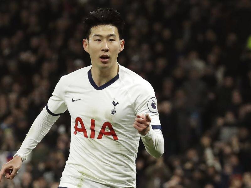 Tottenham's Son Heung-min has completed three weeks of compulsory military training in South Korea.