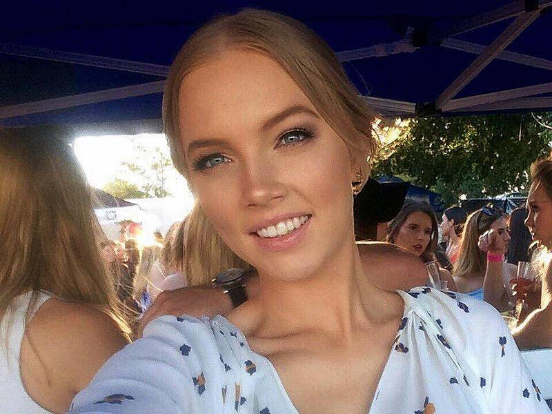 Sara Zelenak died nearly instantaneously in the London Bridge attacks, an inquest has heard.