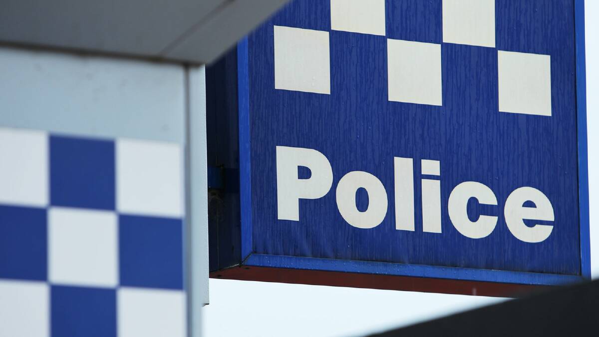 St Arnaud police assaulted during foot pursuit